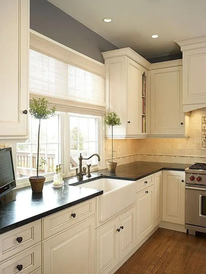 Off White Paint Colors For Kitchen Cabinets