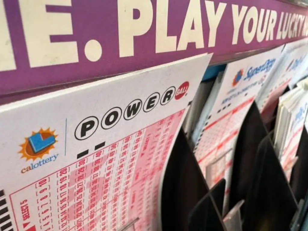 What days of week is Powerball?
