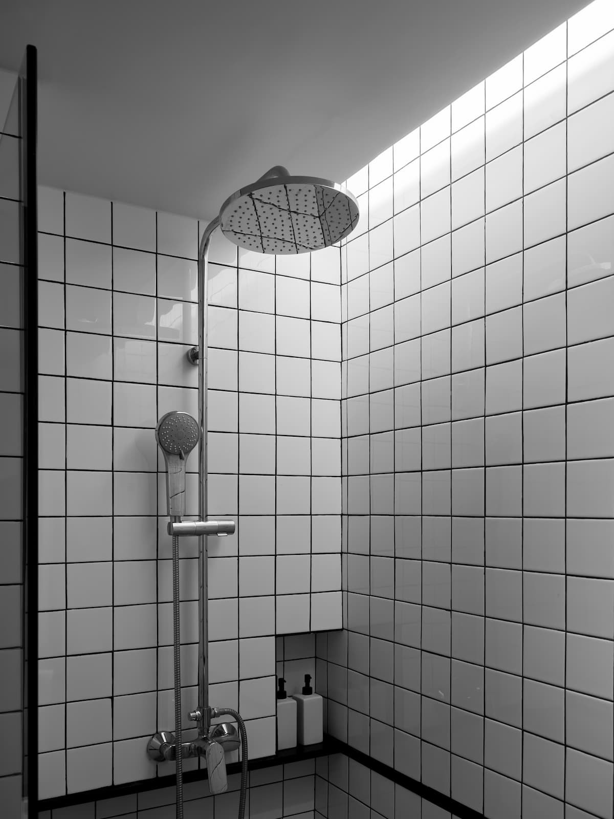 Basic White Tiles With Black Grout on Walls